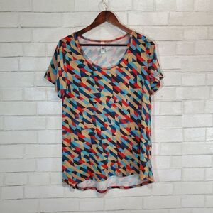 LuLaRoe short sleeve colorful tee